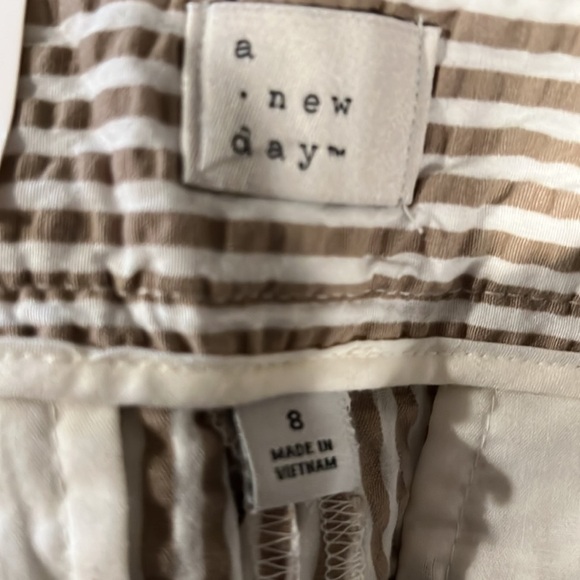 A NEW DAY Slim ankle mid rise 100% cotton size 8 NEW WOTH TAG pants - Picture 11 of 12